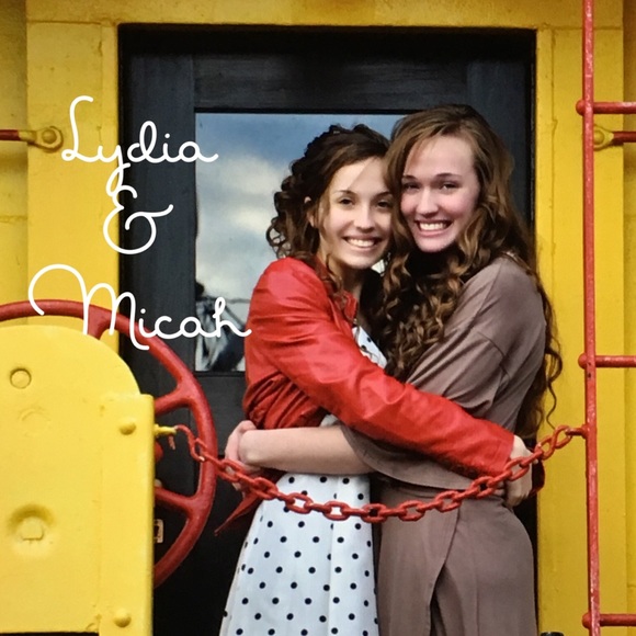 Meet your Posher's - Picture 5 of 8